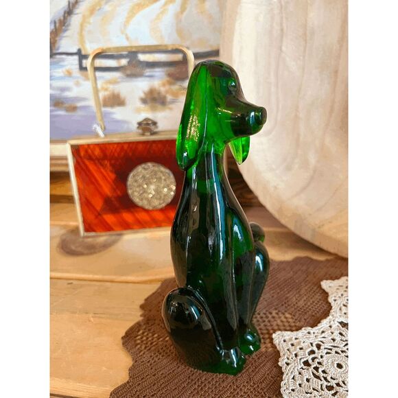 Viking Glass Mould Epic Dog Figurine Shiny Green Glass Hound by Mosser Glass 8 I - Picture 4 of 5